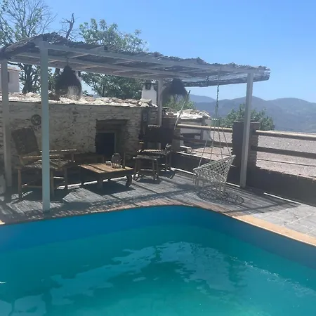 Casa Walhalla & Cortijo El Paramo パンパネイラ